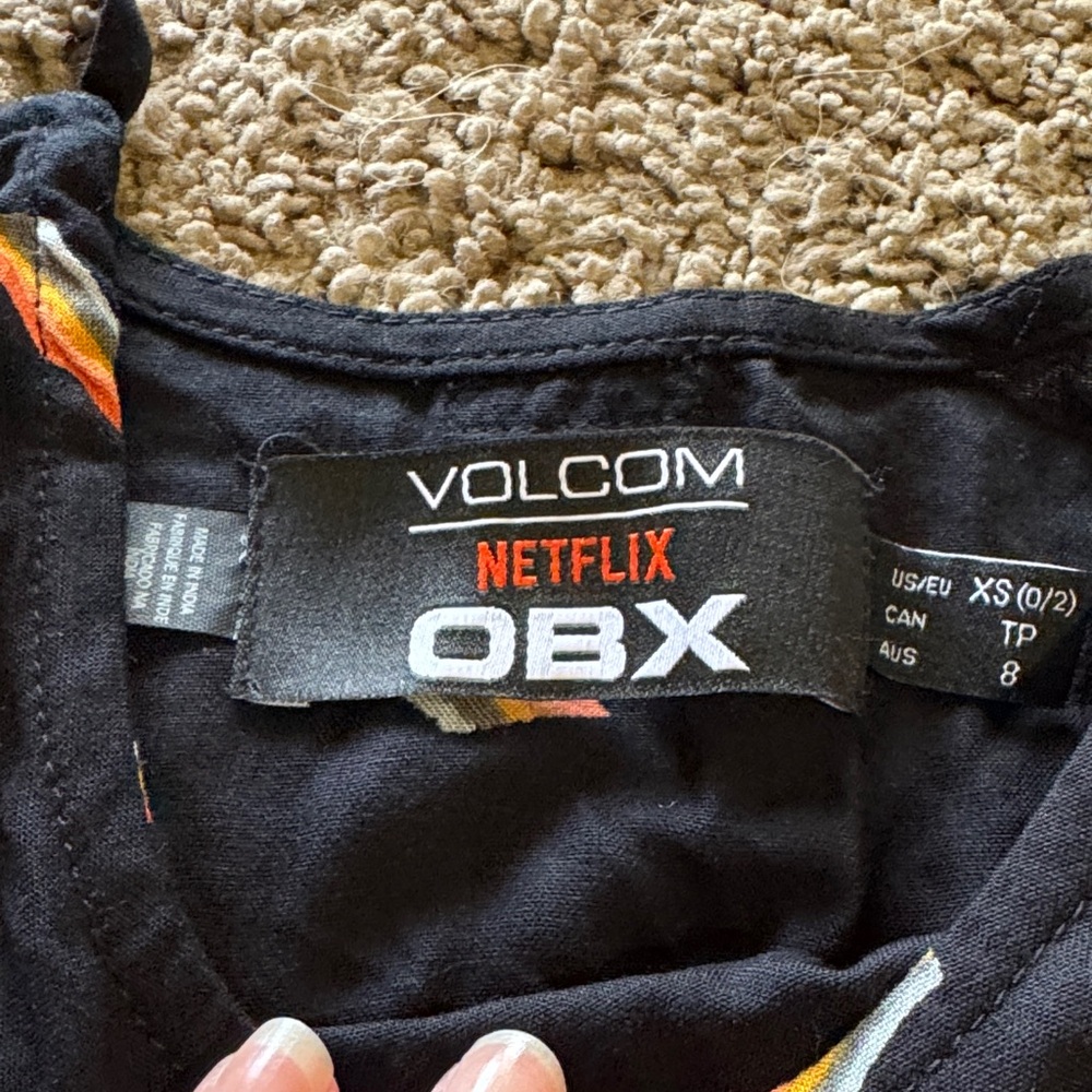 Volcom outer banks tank - Picture 4 of 5